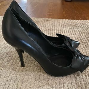 Joan & David black heels